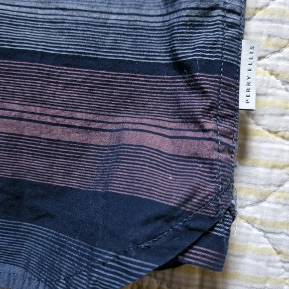 Perry Ellis Button Down - Picture 3 of 7